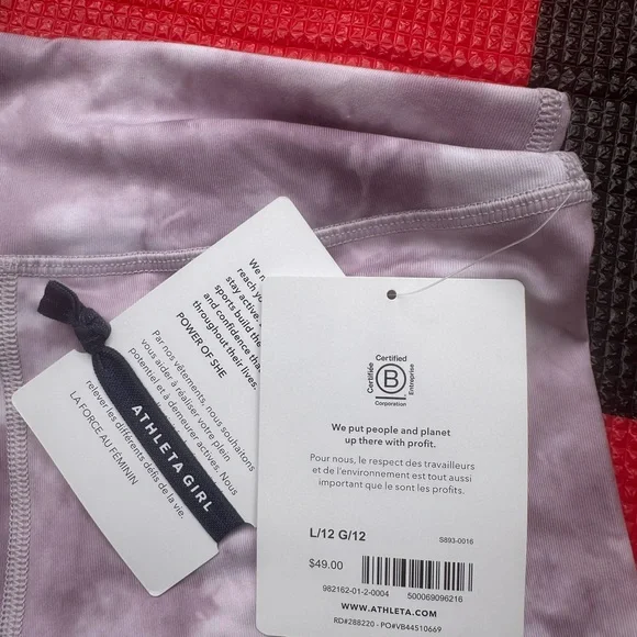NWT ATHLETA GIRL
HIGH RISE PRINTED CHIT CHAT TIGHT
LEGGING size L 12 - Picture 5 of 7